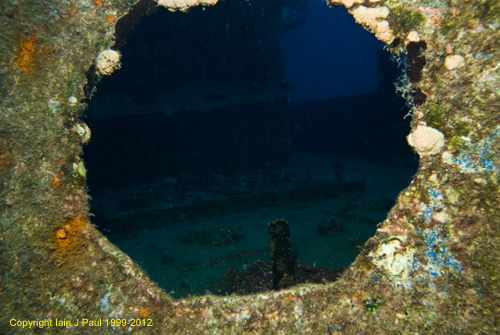 Rozi  foredeck through fairlead