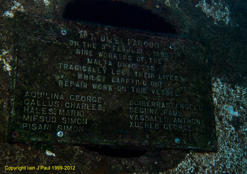 Um El Farroud Memorial plaque